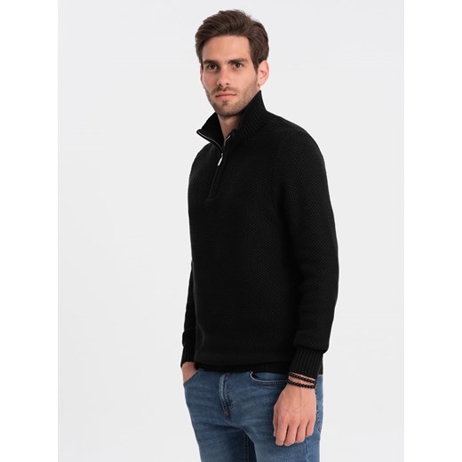 Dzianinowy sweter męski z rozpinaną stójką - czarny V3 OM-SWZS-0105 XXL ombre