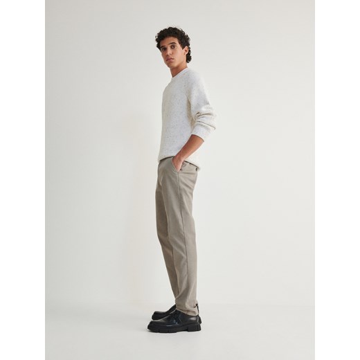Reserved - Spodnie chino slim fit - brązowy ze sklepu Reserved w kategorii Spodnie męskie - zdjęcie 168267034