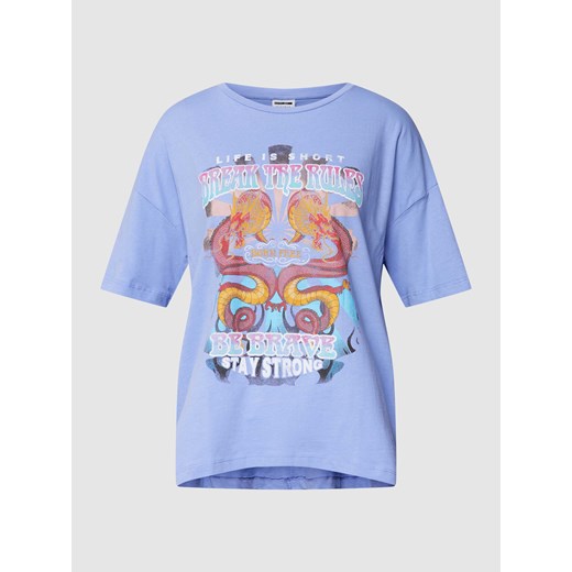 T-shirt z nadrukowanym motywem model ‘NMMATHILDE’ ze sklepu Peek&Cloppenburg  w kategorii Bluzki damskie - zdjęcie 168292563