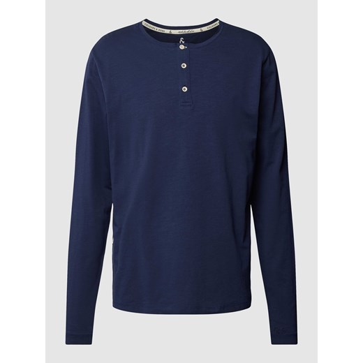 Bluzka z długim rękawem i wyhaftowanym logo model ‘HENLEY’ ze sklepu Peek&Cloppenburg  w kategorii T-shirty męskie - zdjęcie 168305993