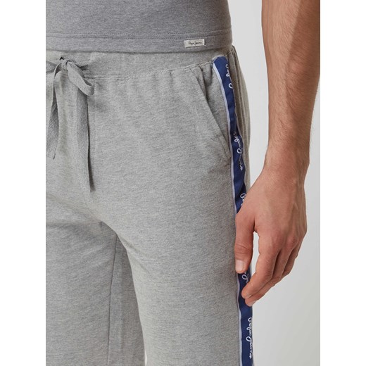 Szorty z dzianiny dresowej z paskami z logo model ‘Dowlo’ Pepe Jeans XL okazja Peek&Cloppenburg 