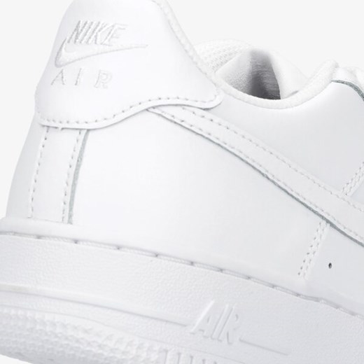 Buty sportowe damskie Nike air force na płaskiej podeszwie