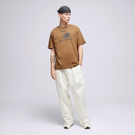 NEW BALANCE T-SHIRT S/S ESSENTIALS STACKED New Balance XL promocja Sizeer