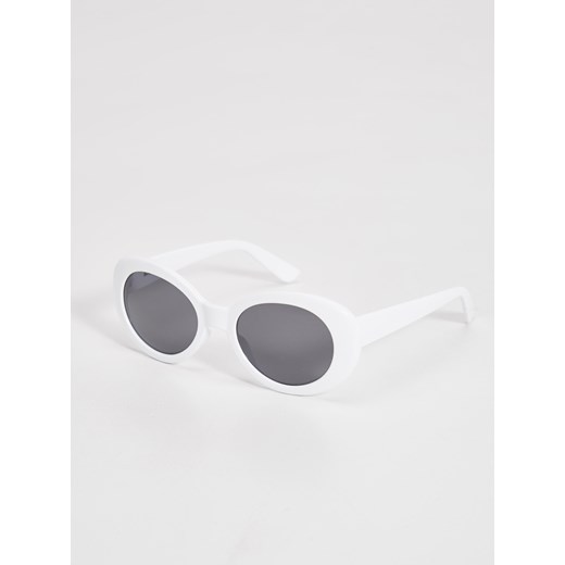 Sinsay - Okulary przeciwsłoneczne retro - biały Sinsay Jeden rozmiar wyprzedaż Sinsay