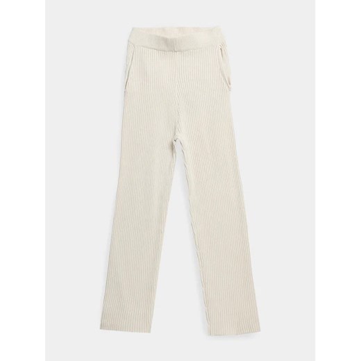 Outhorn Spodnie dresowe OTHAW23TTROF492 Biały Regular Fit Outhorn XL promocja MODIVO
