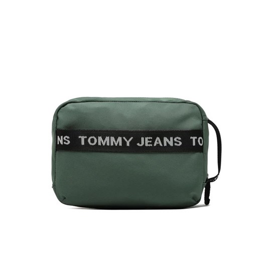 Tommy Jeans Kosmetyczka Tjm Essential Nylon Washbag AM0AM11222 Zielony ze sklepu MODIVO w kategorii Kosmetyczki męskie - zdjęcie 168396684