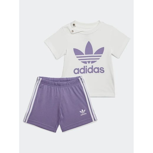 adidas Komplet t-shirt i szorty sportowe Trefoil Shorts Tee Set IB8641 Fioletowy Regular Fit ze sklepu MODIVO w kategorii Komplety niemowlęce - zdjęcie 168400921