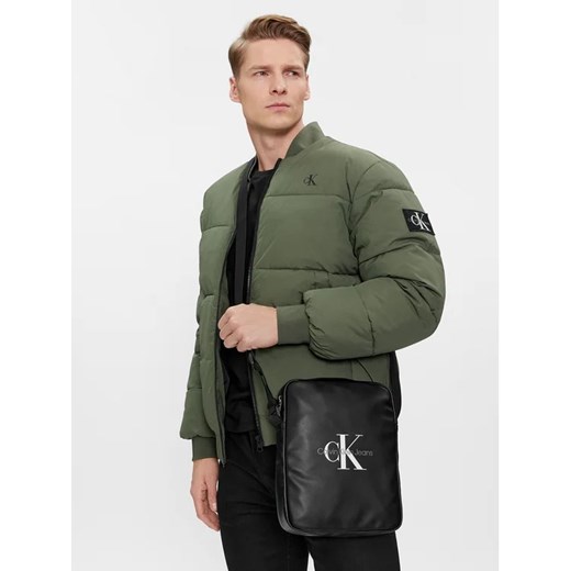 Calvin Klein Jeans Saszetka Monogram Soft Reporter 22 K50K511503 Czarny uniwersalny MODIVO