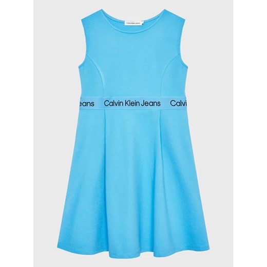 Calvin Klein Jeans Sukienka codzienna Logo Tape IG0IG01960 Niebieski Regular Fit 10Y promocyjna cena MODIVO