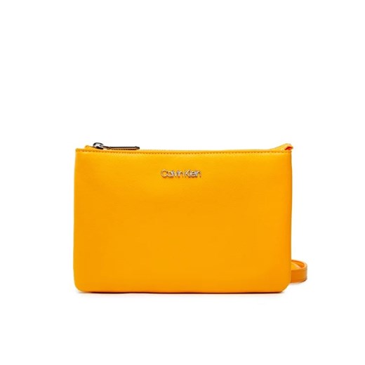 Calvin Klein Torebka Ck Must Ew Xbody K60K607883 Pomarańczowy Calvin Klein uniwersalny wyprzedaż MODIVO