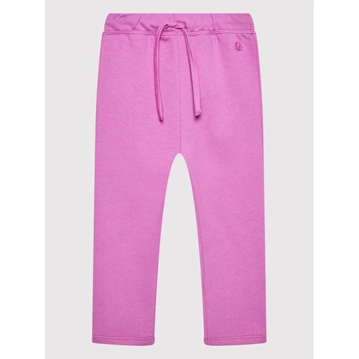 United Colors Of Benetton Spodnie dresowe 3J70GF014 Różowy Regular Fit ze sklepu MODIVO w kategorii Spodnie dziewczęce - zdjęcie 168485513