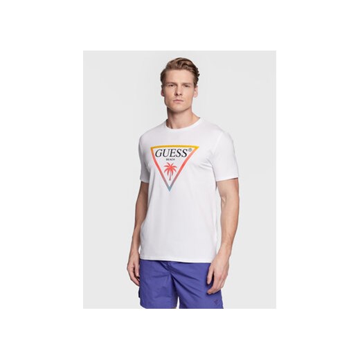 Guess T-Shirt F3GI02 J1314 Biały Slim Fit ze sklepu MODIVO w kategorii T-shirty męskie - zdjęcie 168505492