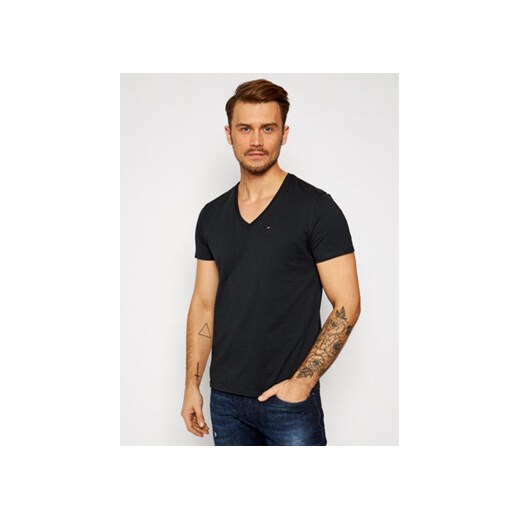 Tommy Jeans T-Shirt DM0DM04410 Czarny Regular Fit ze sklepu MODIVO w kategorii T-shirty męskie - zdjęcie 168506164