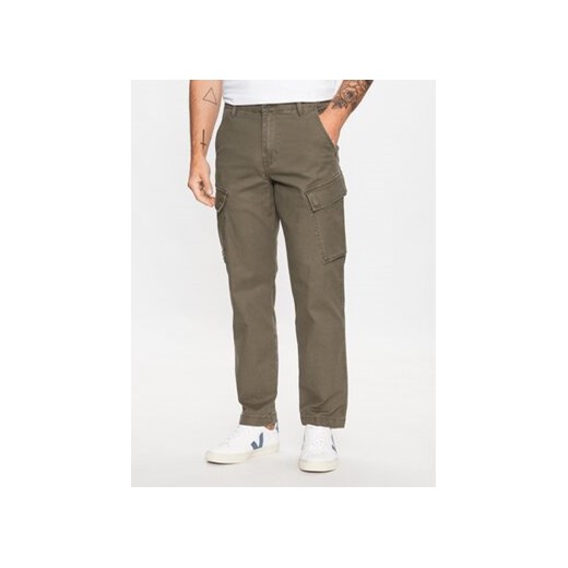 Levi's® Spodnie materiałowe 39441-0003 Zielony Taper Fit ze sklepu MODIVO w kategorii Spodnie męskie - zdjęcie 168506213