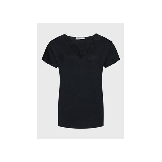 Femilet by Chantelle Koszulka piżamowa Jazz FNA550 Czarny Regular Fit ze sklepu MODIVO w kategorii Piżamy damskie - zdjęcie 168508120
