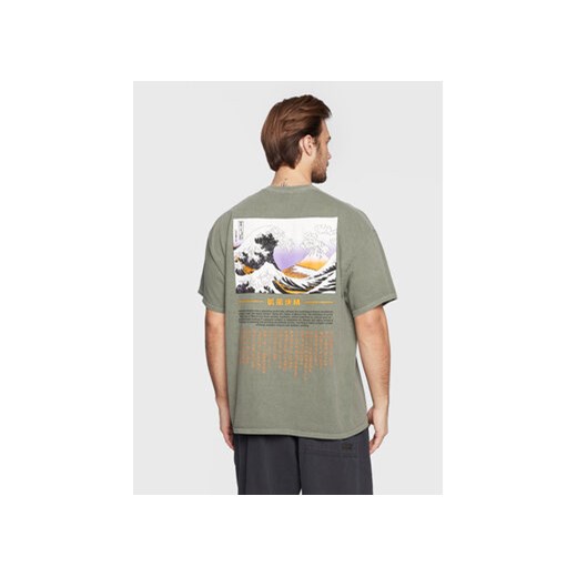 BDG Urban Outfitters T-Shirt 76134659 Zielony Relaxed Fit ze sklepu MODIVO w kategorii T-shirty męskie - zdjęcie 168514142