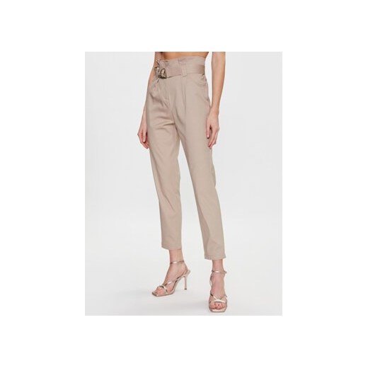 Morgan Spodnie materiałowe 231-PMEKO Beżowy Regular Fit ze sklepu MODIVO w kategorii Spodnie damskie - zdjęcie 168516901