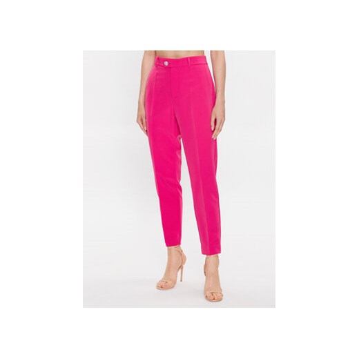 Custommade Spodnie materiałowe Paloma 999425545 Różowy Regular Fit ze sklepu MODIVO w kategorii Spodnie damskie - zdjęcie 168529024