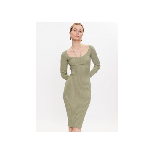 Guess Sukienka dzianinowa W3RK35 Z30L1 Zielony Slim Fit ze sklepu MODIVO w kategorii Sukienki - zdjęcie 168529264