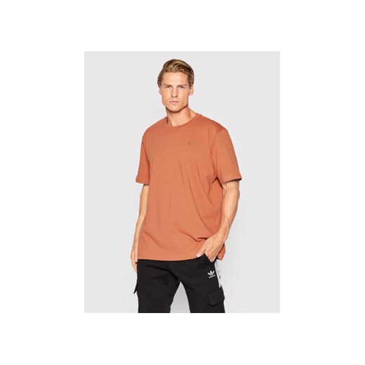 adidas T-Shirt Graphic Ozworld HL9232 Pomarańczowy Relaxed Fit ze sklepu MODIVO w kategorii T-shirty męskie - zdjęcie 168530080