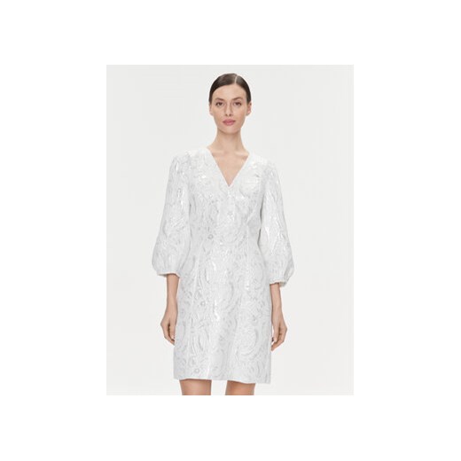 Bruuns Bazaar Sukienka koktajlowa Macluar BBW3661 Biały Regular Fit ze sklepu MODIVO w kategorii Sukienki - zdjęcie 168536740