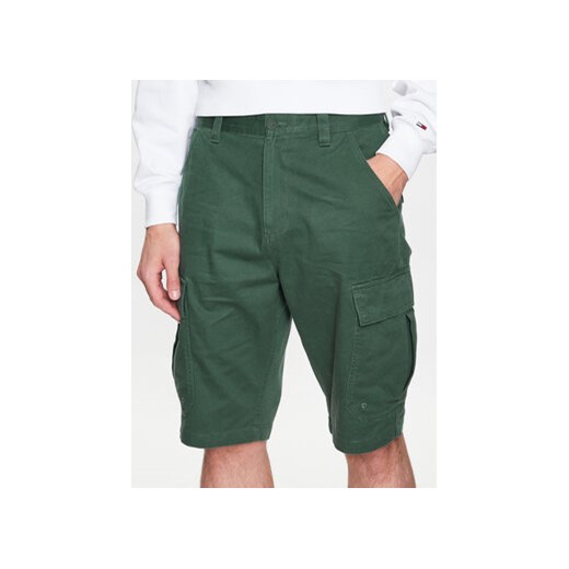Tommy Jeans Szorty materiałowe Aiden Baggy DM0DM15974 Zielony Regular Fit ze sklepu MODIVO w kategorii Spodenki męskie - zdjęcie 168536841