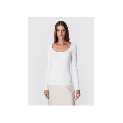 Guess Bluzka W2YP46 KBCO2 Biały Slim Fit ze sklepu MODIVO w kategorii Bluzki damskie - zdjęcie 168538861