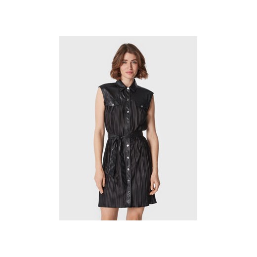 DKNY Sukienka z imitacji skóry DD2G4164 Czarny Regular Fit ze sklepu MODIVO w kategorii Sukienki - zdjęcie 168542652