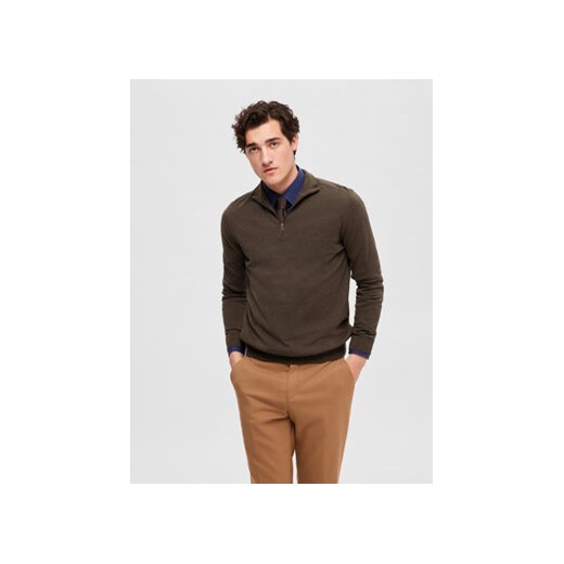 Selected Homme Sweter 16074687 Brązowy Regular Fit ze sklepu MODIVO w kategorii Swetry męskie - zdjęcie 168549801