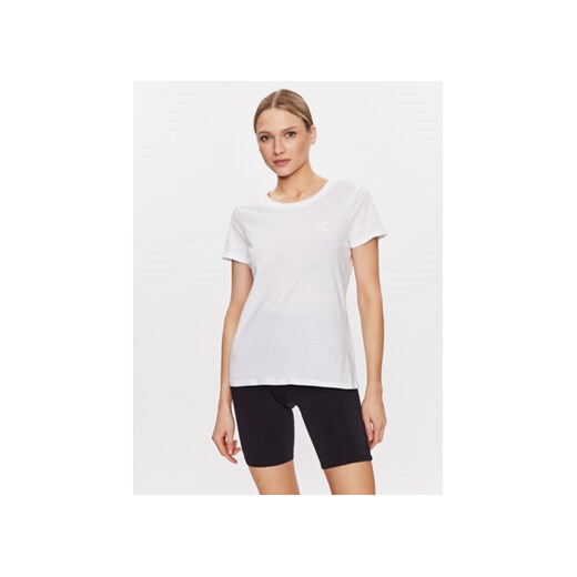 Diadora T-Shirt Core 102.179375 Biały Regular Fit ze sklepu MODIVO w kategorii Bluzki damskie - zdjęcie 168550081