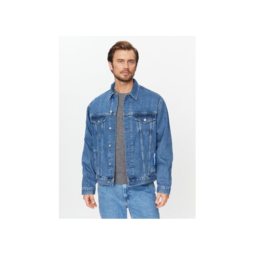 Karl Lagerfeld Jeans Kurtka jeansowa 235D1450 Niebieski Regular Fit ze sklepu MODIVO w kategorii Kurtki męskie - zdjęcie 168550570
