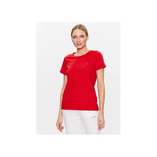Diadora T-Shirt Core 102.179375 Czerwony Regular Fit ze sklepu MODIVO w kategorii Bluzki damskie - zdjęcie 168552303