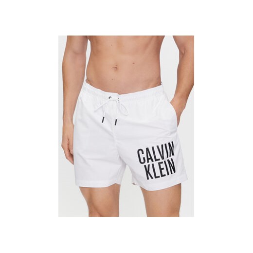 Calvin Klein Swimwear Szorty kąpielowe Medium Drawstring-Nos KM0KM00739 Biały Regular Fit ze sklepu MODIVO w kategorii Kąpielówki - zdjęcie 168555651