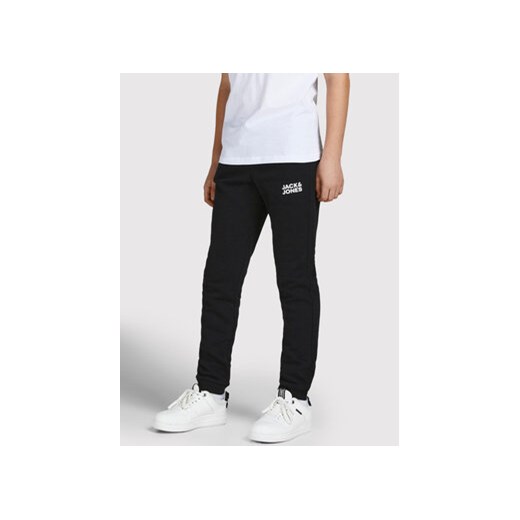 Jack&Jones Junior Spodnie dresowe Gordon 12179798 Czarny Regular Fit ze sklepu MODIVO w kategorii Spodnie chłopięce - zdjęcie 168556352