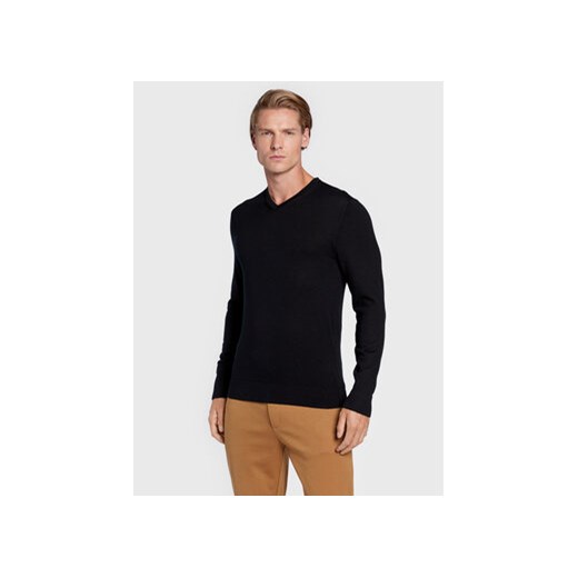 Calvin Klein Sweter Superior K10K110423 Czarny Regular Fit ze sklepu MODIVO w kategorii Swetry męskie - zdjęcie 168562520