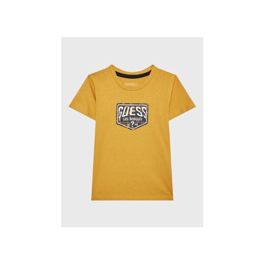 Guess T-Shirt N3GI09 K8HM0 Pomarańczowy Regular Fit ze sklepu MODIVO w kategorii T-shirty chłopięce - zdjęcie 168564574