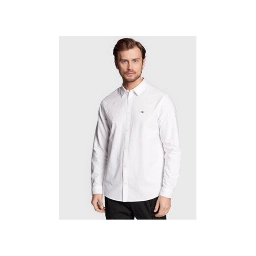 Tommy Jeans Koszula Classic Oxford DM0DM15408 Biały Classic Fit ze sklepu MODIVO w kategorii Koszule męskie - zdjęcie 168565163