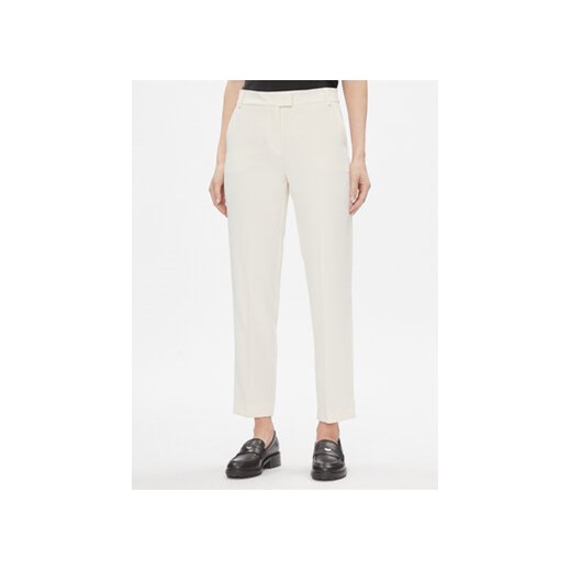 MAX&Co. Spodnie materiałowe Gennaio Biały Regular Fit ze sklepu MODIVO w kategorii Spodnie damskie - zdjęcie 168566490