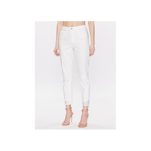 Joseph Ribkoff Jeansy 221944S Biały Slim Fit ze sklepu MODIVO w kategorii Jeansy damskie - zdjęcie 168570693
