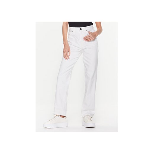 Calvin Klein Jeansy High Rise Straight K20K205166 Biały Regular Fit ze sklepu MODIVO w kategorii Jeansy damskie - zdjęcie 168571290
