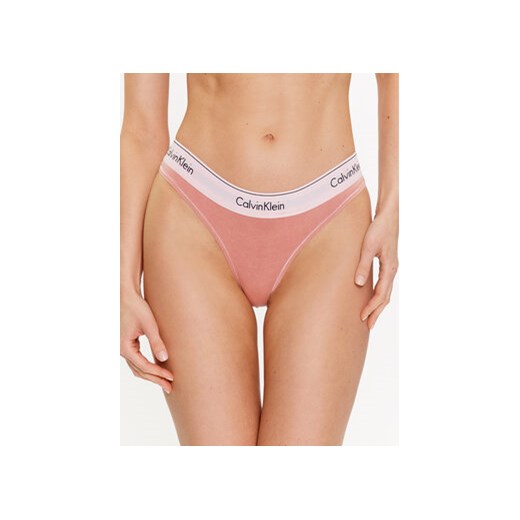 Calvin Klein Underwear Stringi 000QF7208E Różowy ze sklepu MODIVO w kategorii Majtki damskie - zdjęcie 168577883