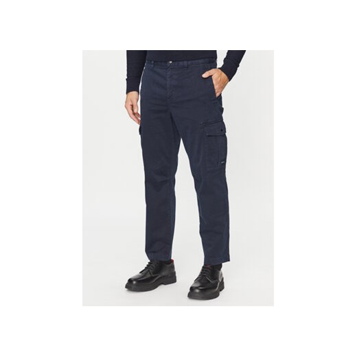 Boss Spodnie materiałowe Sisla-5-Cargo 50501614 Granatowy Regular Fit ze sklepu MODIVO w kategorii Spodnie męskie - zdjęcie 168584310