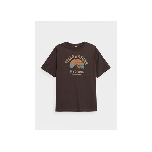 Outhorn T-Shirt OTHAW23TTSHM0940 Brązowy Regular Fit ze sklepu MODIVO w kategorii T-shirty męskie - zdjęcie 168587033