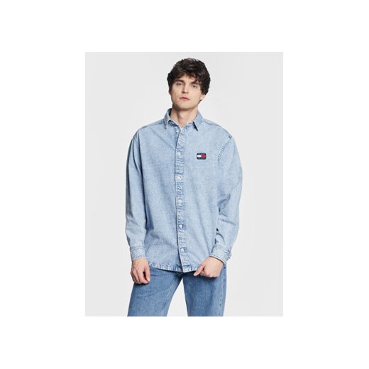 Tommy Jeans Koszula jeansowa Graphic Archive DM0DM15625 Niebieski Relaxed Fit ze sklepu MODIVO w kategorii Koszule męskie - zdjęcie 168588231