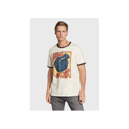 Wrangler T-Shirt LEON BRIDGES W7CNEEV11 112328326 Écru Regular Fit ze sklepu MODIVO w kategorii T-shirty męskie - zdjęcie 168589103
