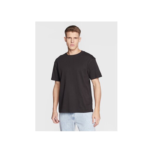 Solid T-Shirt Danton 21107307 Czarny Boxy Fit ze sklepu MODIVO w kategorii T-shirty męskie - zdjęcie 168592230