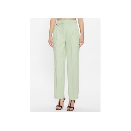 Selected Femme Spodnie materiałowe Doah 16088117 Zielony Regular Fit ze sklepu MODIVO w kategorii Spodnie damskie - zdjęcie 168595694