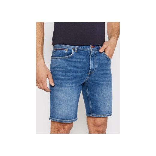Tommy Hilfiger Szorty jeansowe Brooklyn MW0MW18035 Granatowy Regular Fit ze sklepu MODIVO w kategorii Spodenki męskie - zdjęcie 168612791