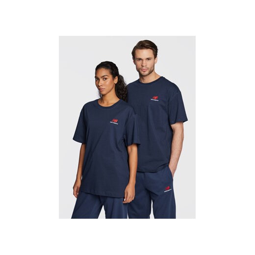 New Balance T-Shirt Unisex UT21503 Granatowy Relaxed Fit ze sklepu MODIVO w kategorii Bluzki damskie - zdjęcie 168616032