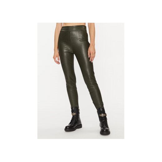 Guess Spodnie z imitacji skóry Priscilla W2YB16 WEPI0 Zielony Slim Fit ze sklepu MODIVO w kategorii Spodnie damskie - zdjęcie 168622713